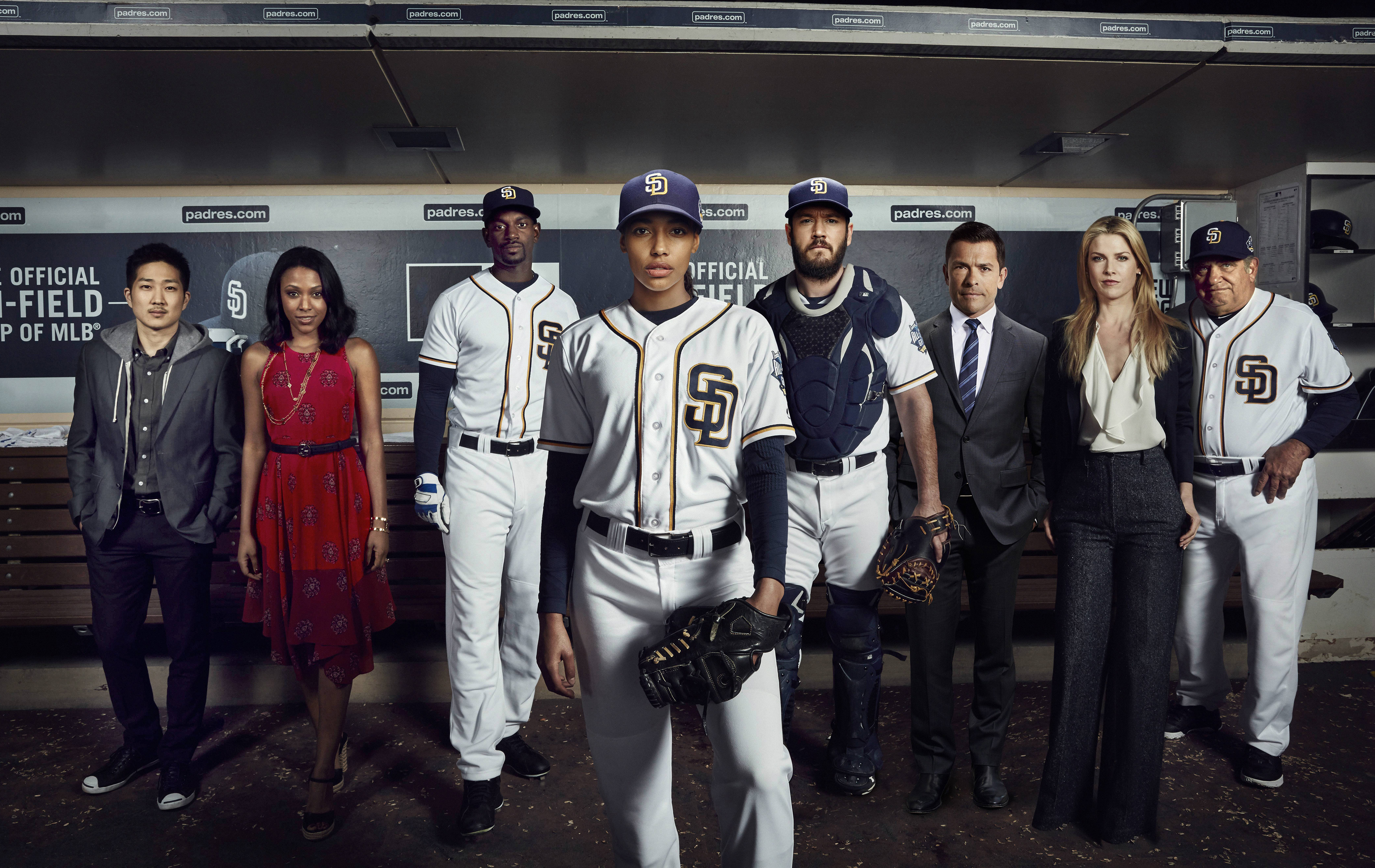 PITCH: L-R: Tim Jo, Meagan Holder, Mo McRae, Kylie Bunbury, Mark-Paul Gosselaar, Mark Consuelos, Ali Larter and Dan Lauria in PITCH premiering Thursday, Sept. 22 (9:00 - 10:00 PM ET/PT) on FOX © 2016 Fox Broadcasting Co. Cr: Tommy Garcia / FOX.